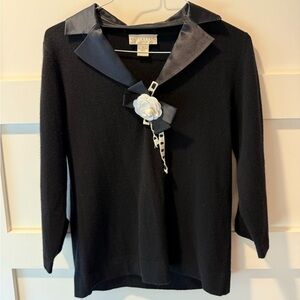 New Doncaster cashmere sweater with bow clip neck details size L